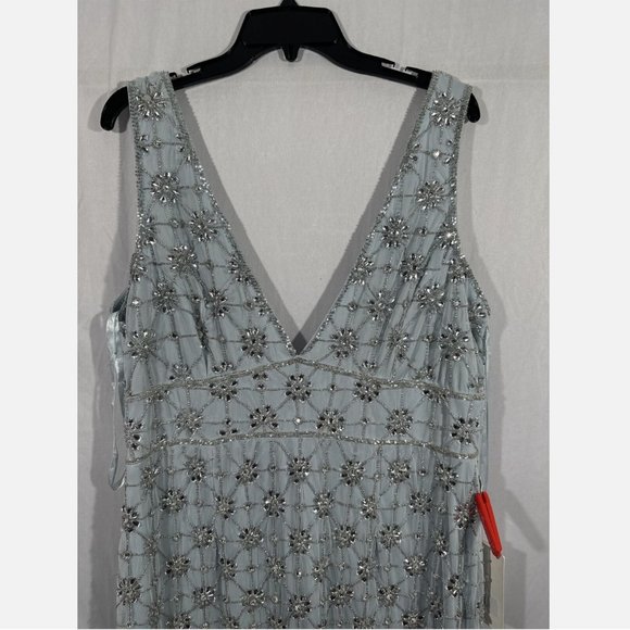 NWT Mac Duggal [ 18 ] Sleeveless Hand Beaded Floral V-Neck Gown Powder‎ Blue - Picture 10 of 16